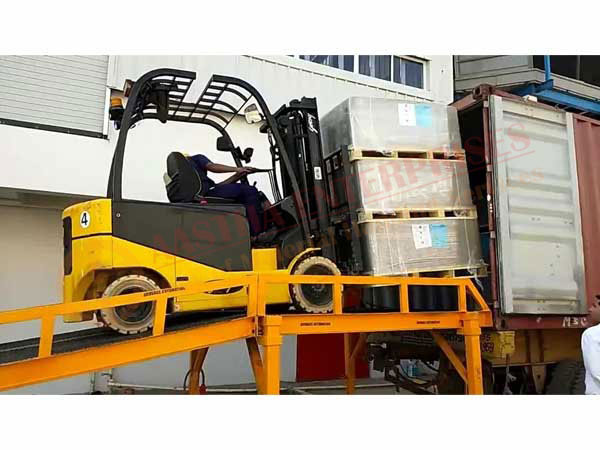 Mobile Ram Dock Leveller